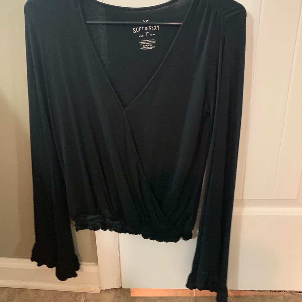 American Eagle soft and sexy Bell sleeved shirt